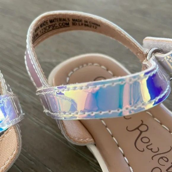 Cynthia Rowley size 6 irredescent rainbow sandals - Picture 5 of 15